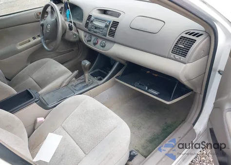 2004 Toyota Camry Le из США, поврежденный, VIN 4T1BE32K34U372288